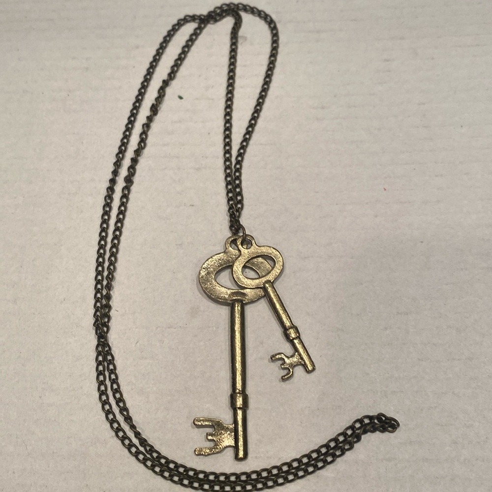 Vintage Double Skeleton Key Necklace